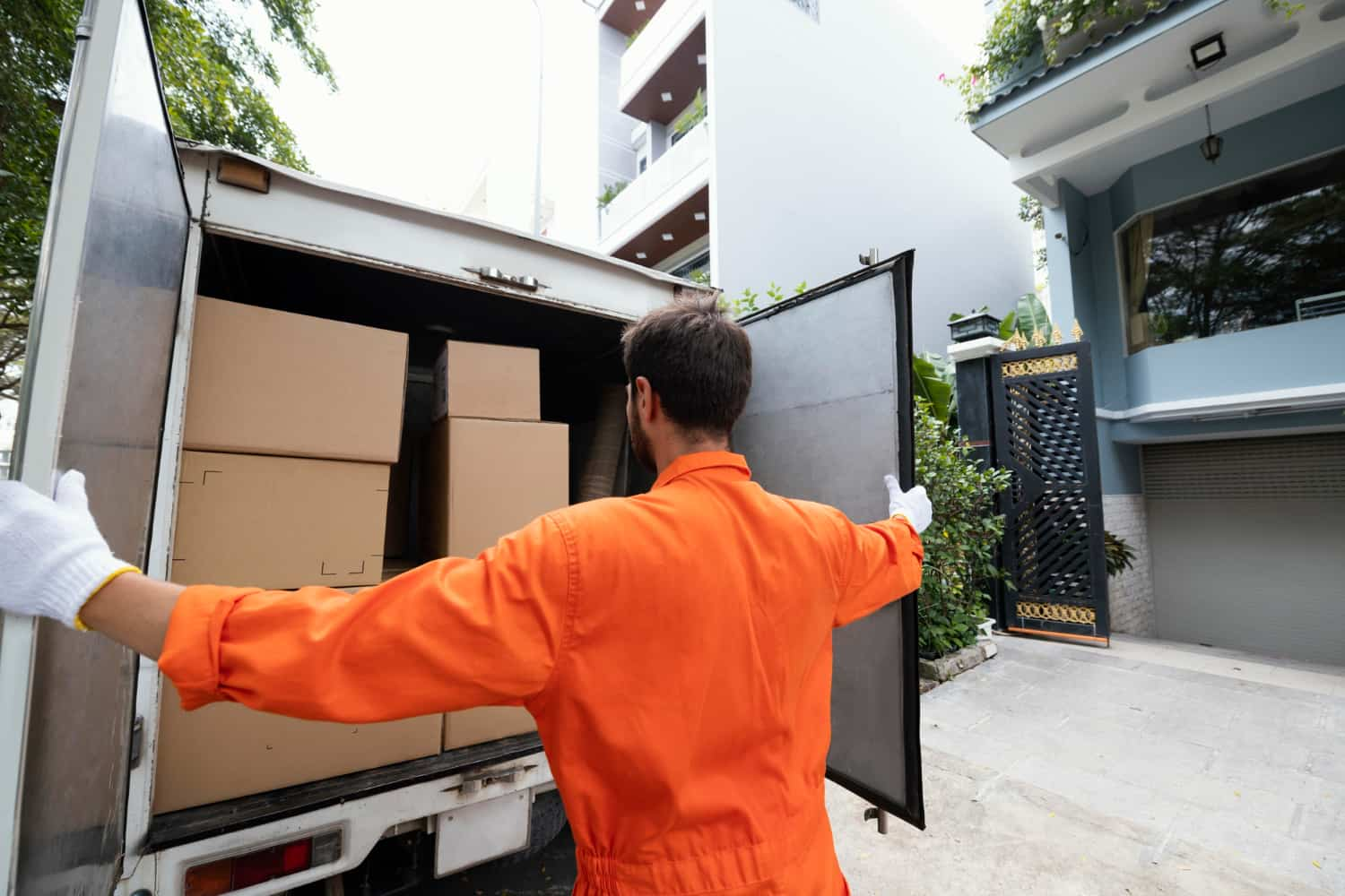 Advantages of Hiring a Removalist